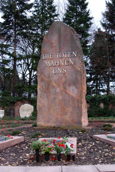 Gedenkstaette_sozialisten_berlin.jpg