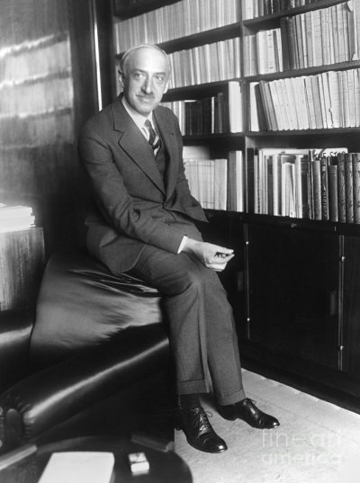 andre-maurois-1885-1967-granger.jpg