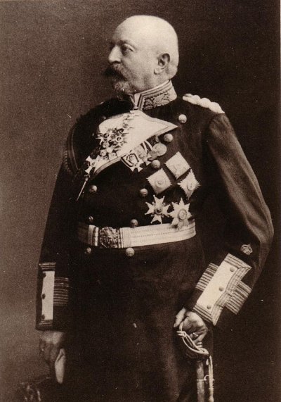 Curt_von_Prittwitz_und_Gaffron_(1849-1922),_deutscher_Admiral_à_la_suite_als_Grossoffizier.jpg