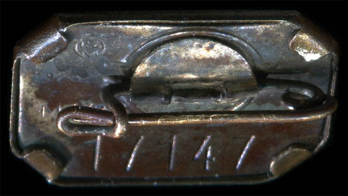 M-4547b1.jpg