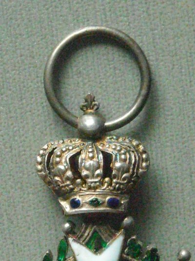 FR-medal7010-3.jpg