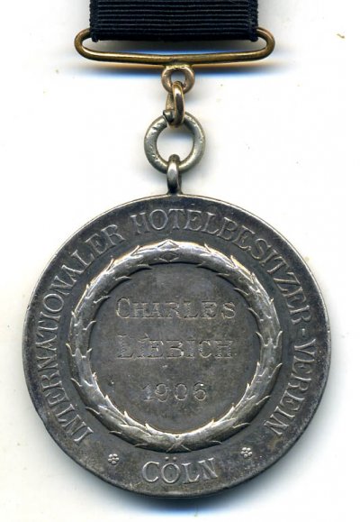 hotelbesitzer1.jpg