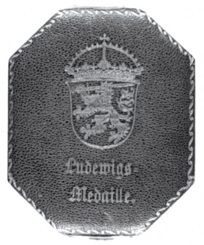 Hessen-LO-Etui-001.jpg