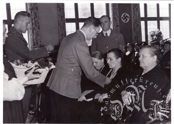 mkphotogr28.jpg