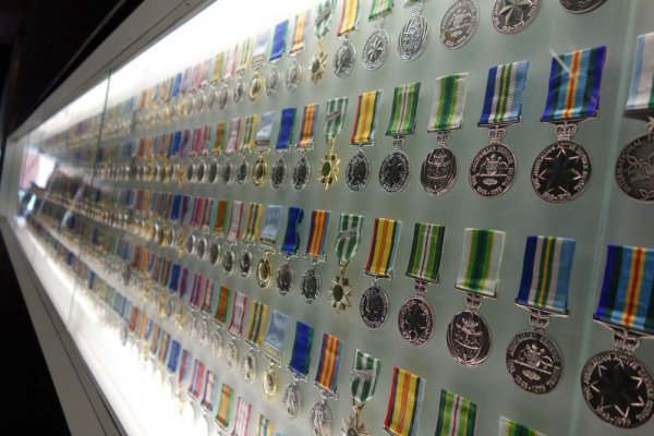fs978x654px-Shrine_of_Remembrance_6.jpg