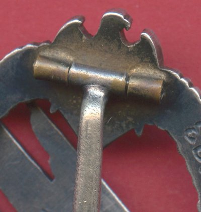 X122030t_4.jpg