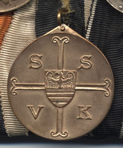 Kurl-R-001.jpg