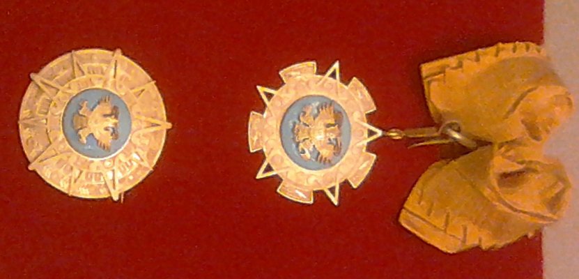 f_12144587_1.jpg