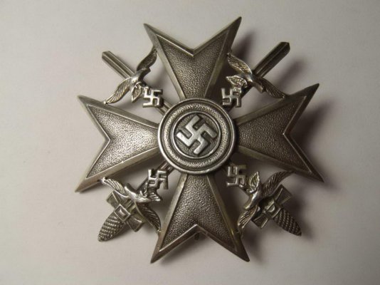 587d6314383.jpg
