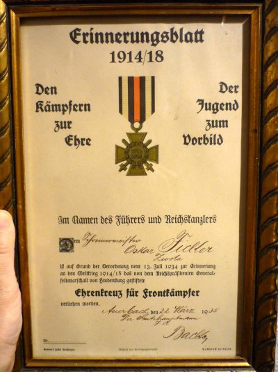 Urkunde.jpg