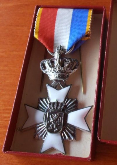 6030144377.jpg