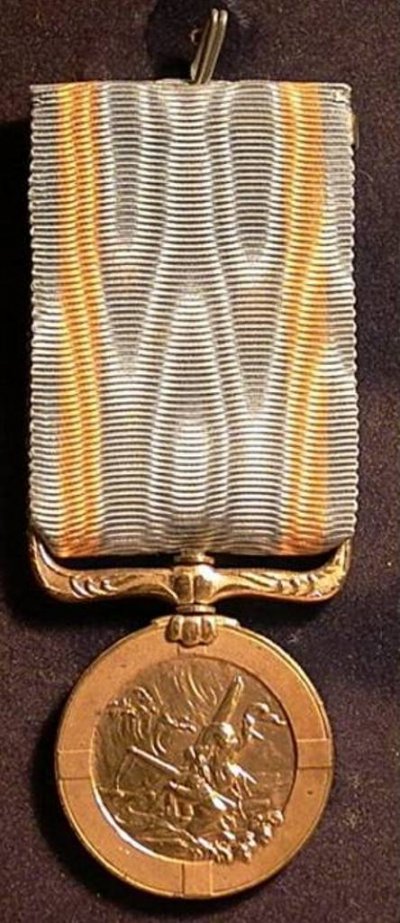 886_001.jpg
