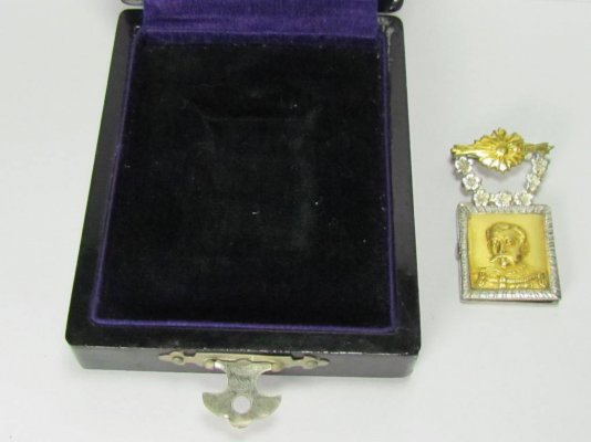 810283214_o.jpg