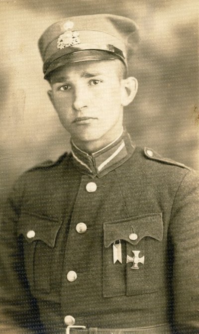 145828-1-f.jpg