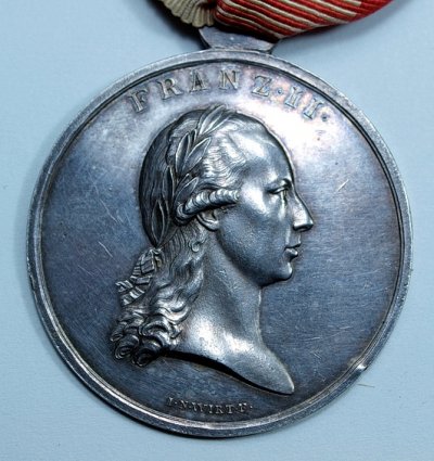 20-067.jpg