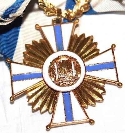 196-2.jpg