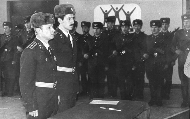 Присяга 18.12.1982 г. ЗНШ-1 Суслопаров В.Ю..jpg