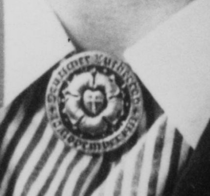 Albem Kuehl_Elisabeth_Brosche.jpg
