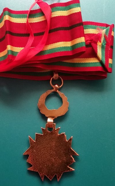 0100 (2)_02.jpg