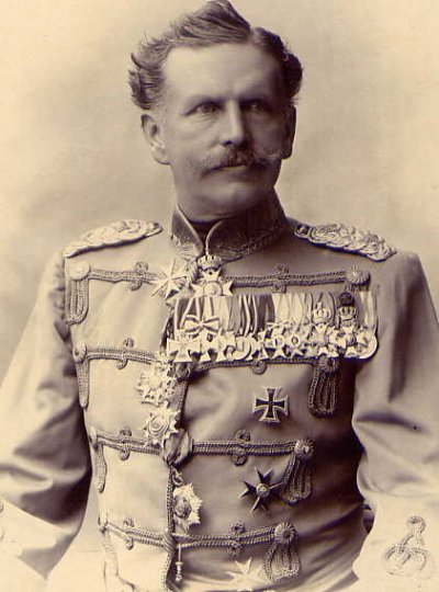9th_Hussar_Oberst_Maximln_von_Hagenow_ca_1894_RLs.jpg