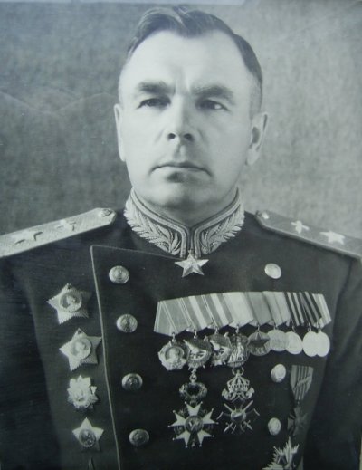 GQ_falaleev_f.ya_.-_marshal_aviacii.jpg