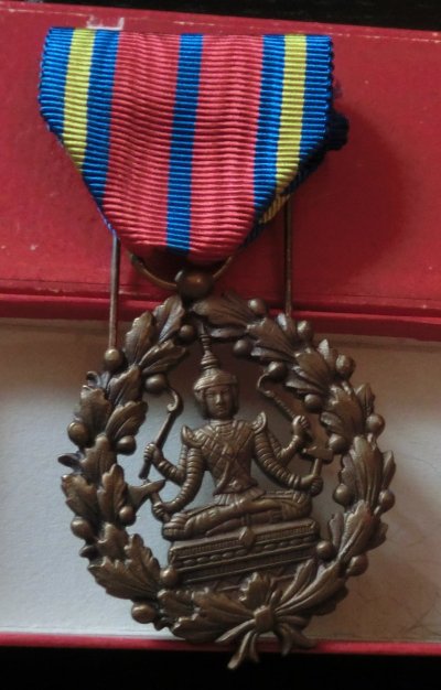 6816619099_2.jpg