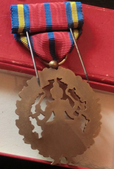 6816619099_3.jpg