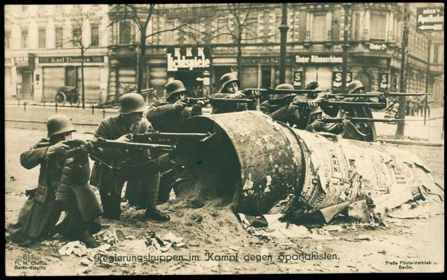 Революция в Берлине 3.jpg