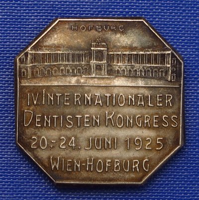 IV DENTISTEN KONGRESS.jpg
