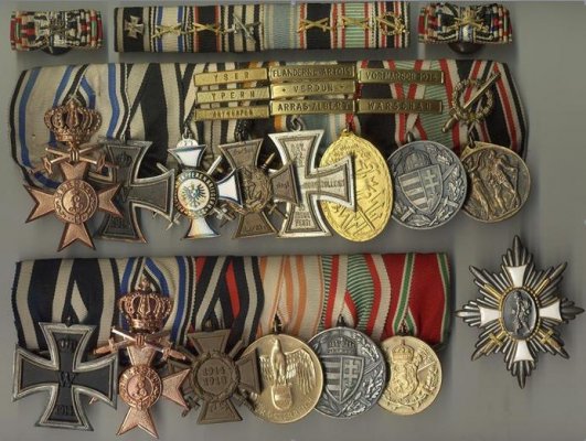 Bayrische_Gruppe__2_Ordensspangen_Weimarer_Zeit 22. IR Frst Wilhelm von Hohenzollern.JPG