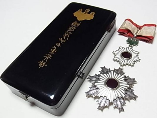 nm1c47t82kowa.jpg