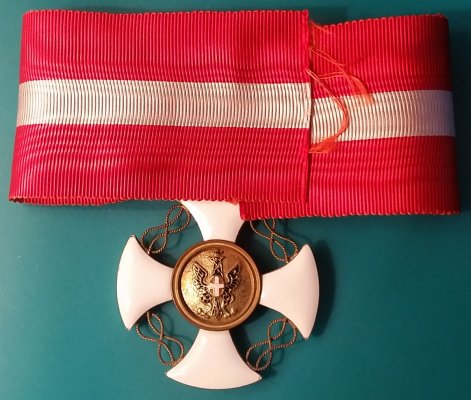 Орден Итальянской короны Командор (2).jpg