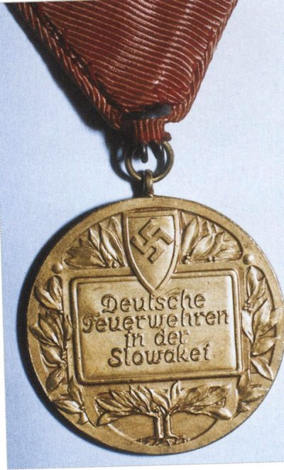 Slovaki-001.jpg