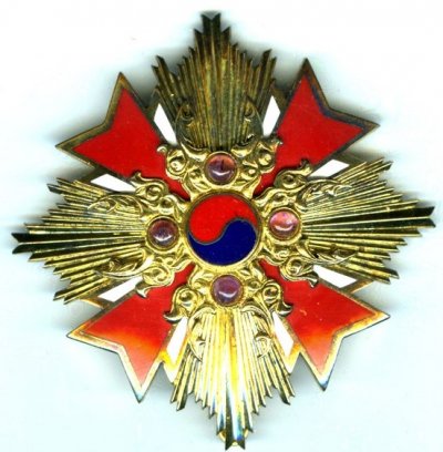 111c813b035b7ef70545ed4878d47908--korea-royals.jpg