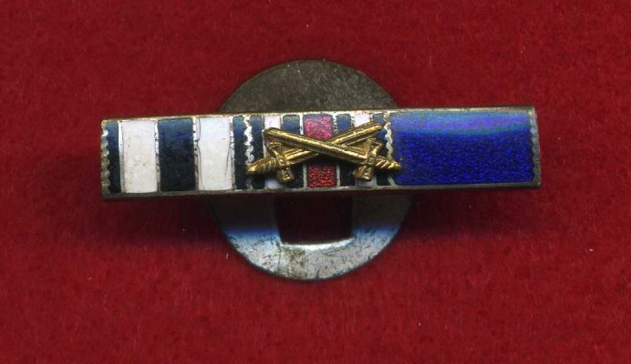 Enamel buttonhole3.jpg