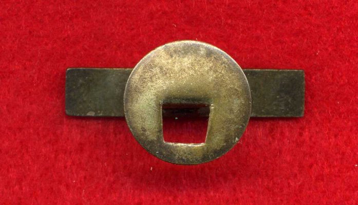 Enamel buttonhole4.jpg