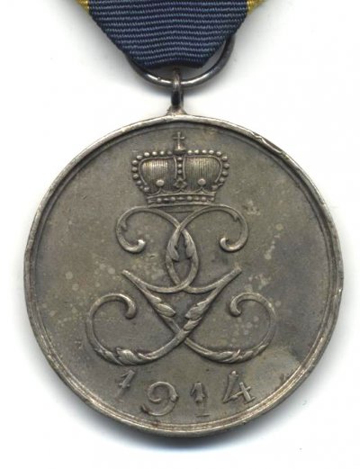 Schw-Med-NS-001.jpg