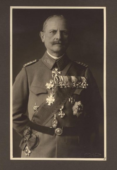 General Bopper.jpg