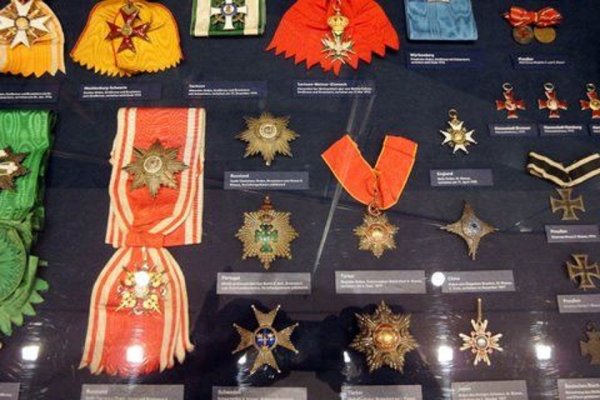 p_745.jpg