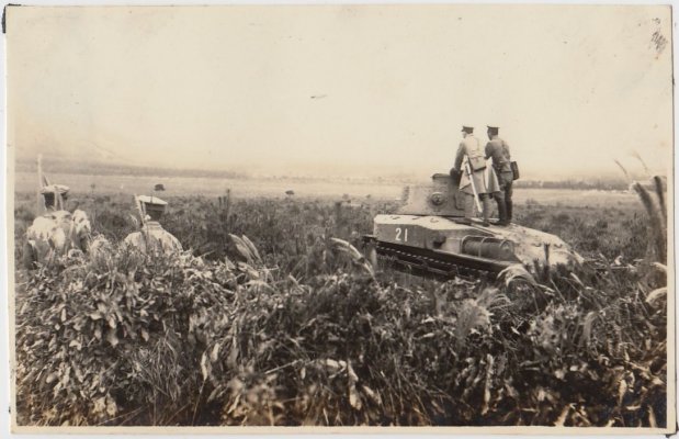f16-Original-WWII-Japanese-Tank-forces-photo-Tank.jpg