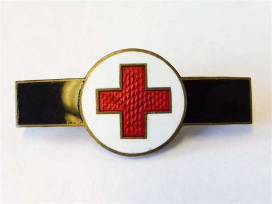 5613-ue-deutsches-rotes-kreuz-wuerttemberg-helferinnenspange.jpg