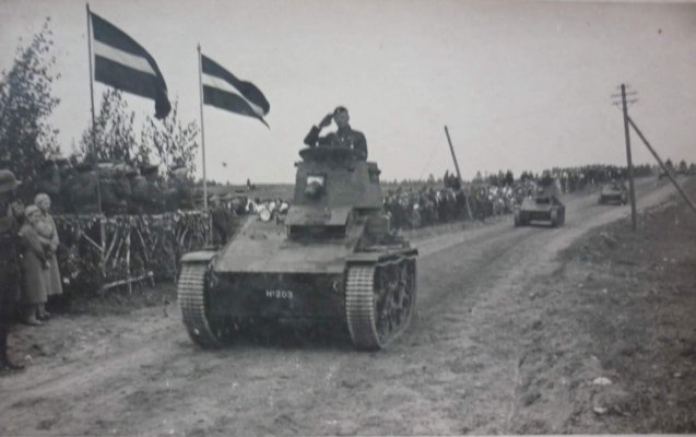 tank _thumb.jpg