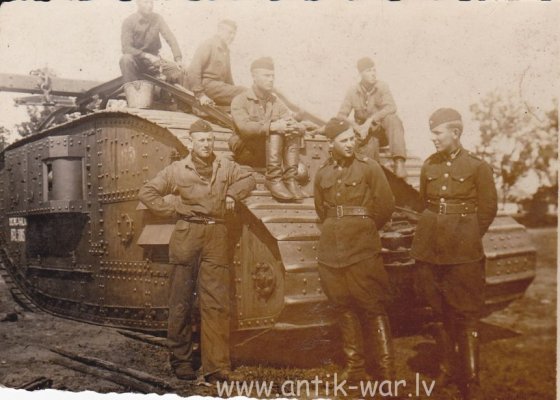 tank IMG.jpg