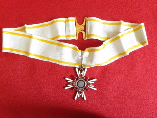 Japanese-3rd-class-Order-of-the-Sacred-Treasure-_57.jpg