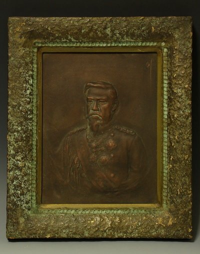 Japanese-Antique-Meiji-emperor-bronze-relief-koshirae-samurai-_57.jpg