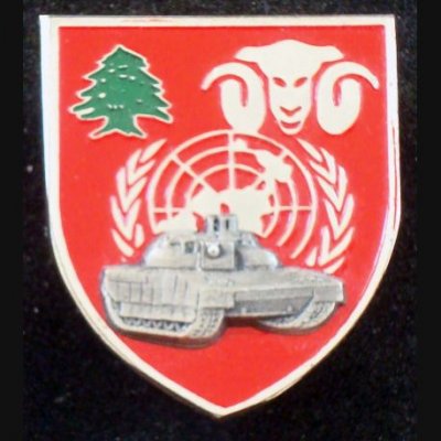 12-rc-insigne-metallique-du-2-escadron-du-12-regiment-de-cuirassiers-operation-daman-1-n-197.jpg