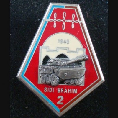 2-rh-insigne-metallique-du-2-escadron-sidi-brahim-du-2-regiment-de-hussards-de-fabrication-delsa.jpg