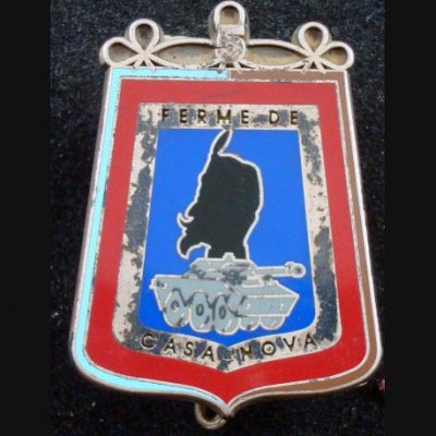2-rh-insigne-metallique-du-5-escadron-ferme-de-casa-nova-du-2-regiment-de-hussards-de-fabricatio.jpg