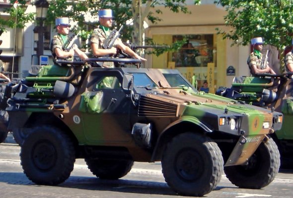 0 1200px-French_VBL_DSC00823.jpg