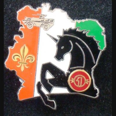 6-12-rc-insigne-metallique-du-1-escadron-du-6-et-12-regiment-de-cuirassiers-operation-licorne-de.jpg